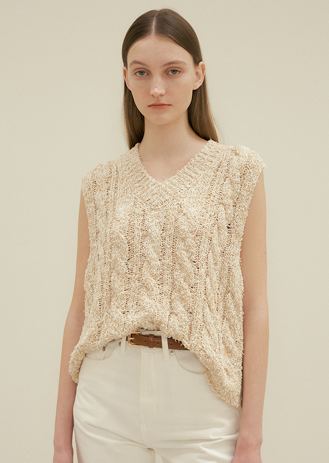 cable cotton blended knit vest-beige