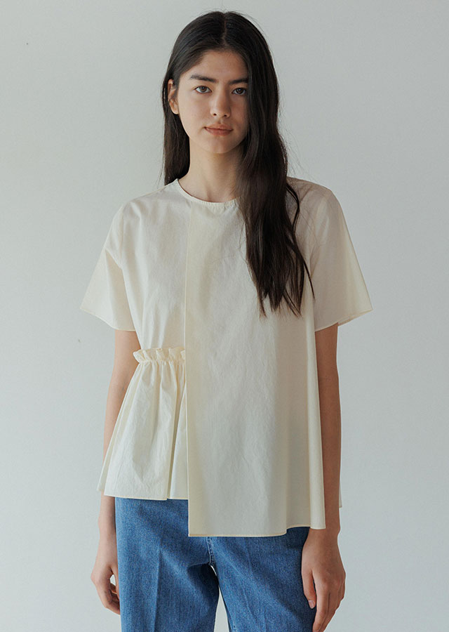 [10%] half shirring blouse-L.beige