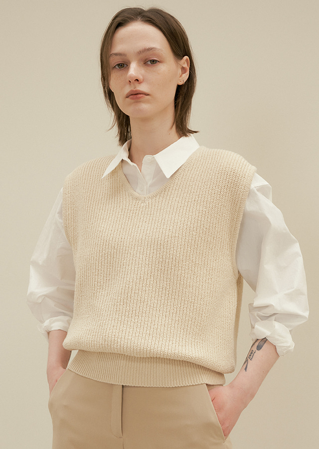 cotton blended knit vest-beige