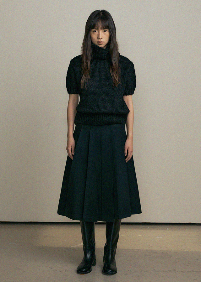 wool pintuck skirt-black