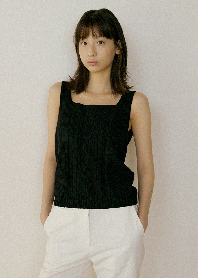 whole garment knit sleeveless-black