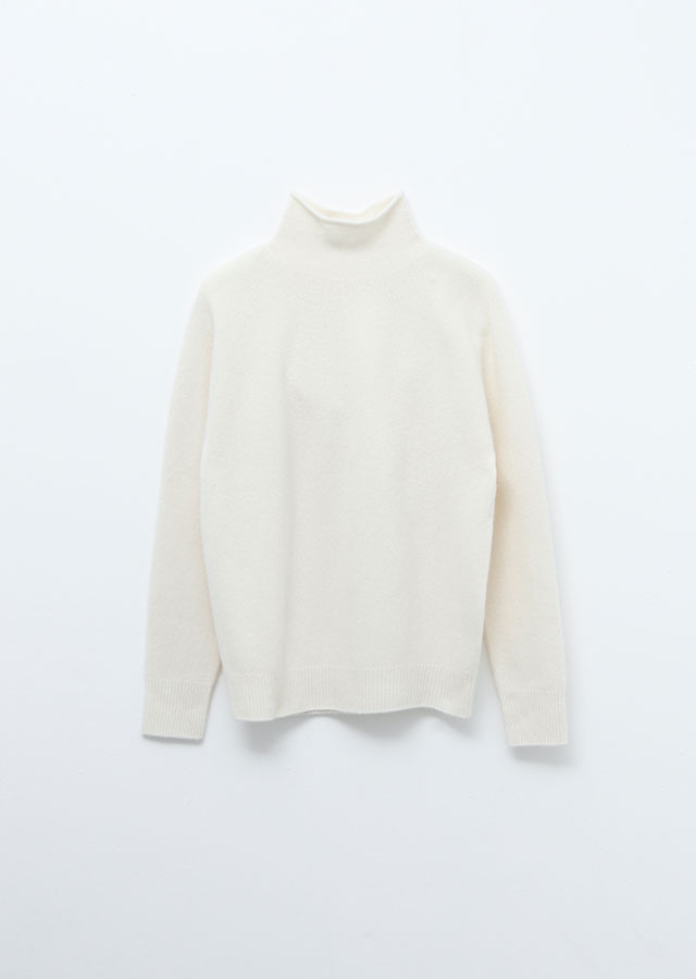 wholegarment rolling knit top-ivory