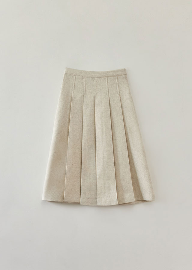 wool pintuck skirt-ivory